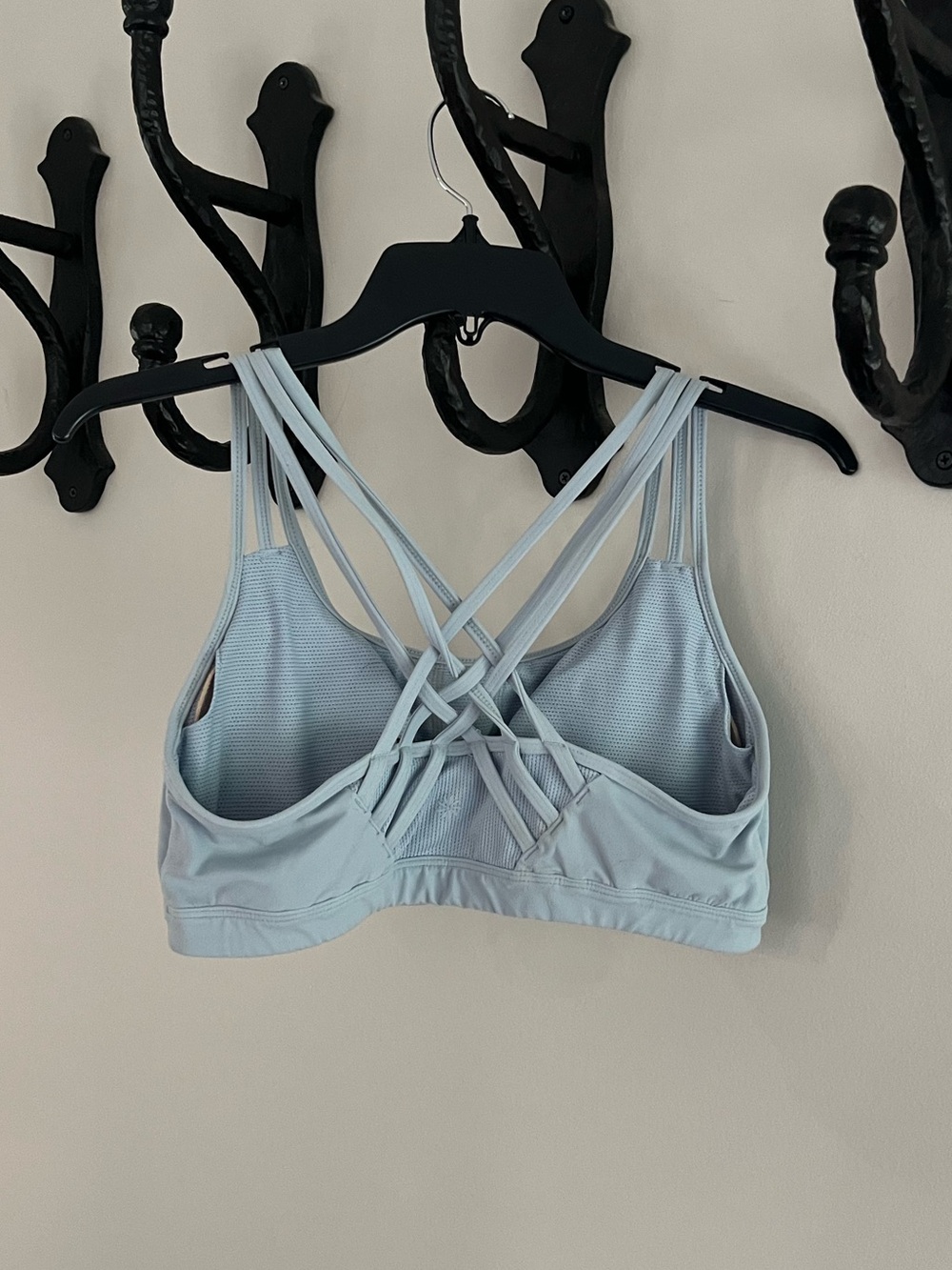 Athleta Strappy Sports Bra Bundle - Set of 4 - Size Large - Picture 8 of 10